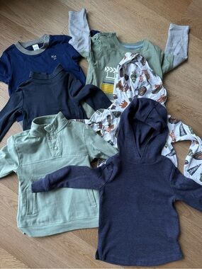 Toddler Boy Long Sleeve Bundle 2T | Hoodies, Pullovers & Tees | 6 Pieces